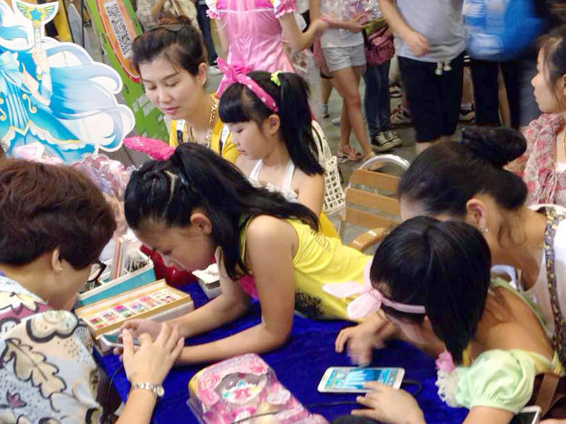 奥飞动漫芒果TV齐赞 《巴啦啦小魔仙》手游大剖