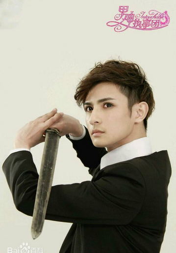 《男神执事团》网剧播放量破2000W，手游再曝大动