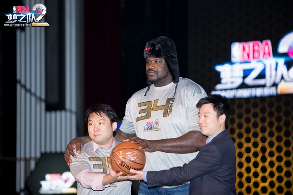 奥尼尔“约架”姚明 《NBA梦之队2》11月12日公测