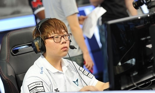 EDG签约虎牙直播